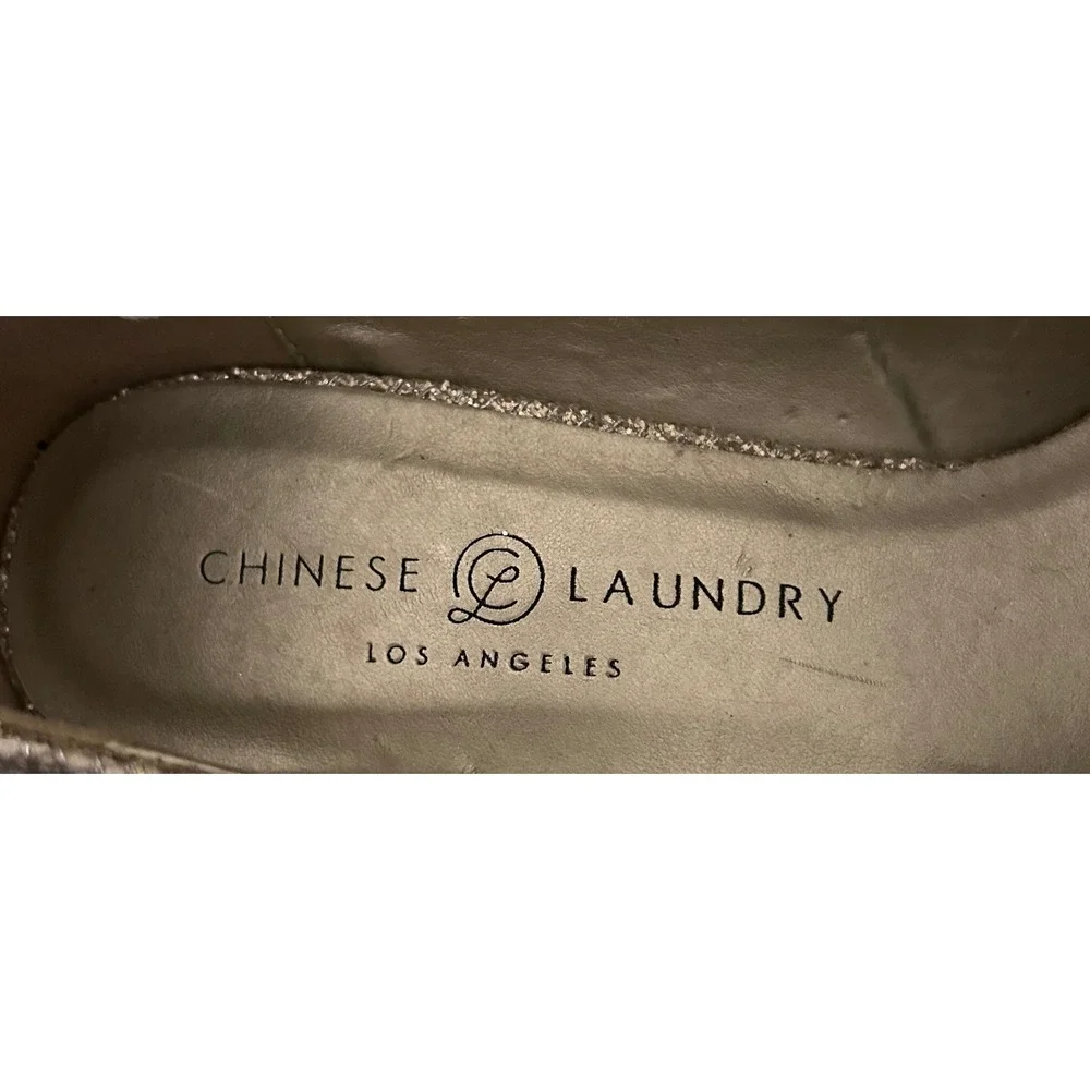 Chinese Laundry Size 10 silver Glitter Platform Pumps High Heel Party Shoes